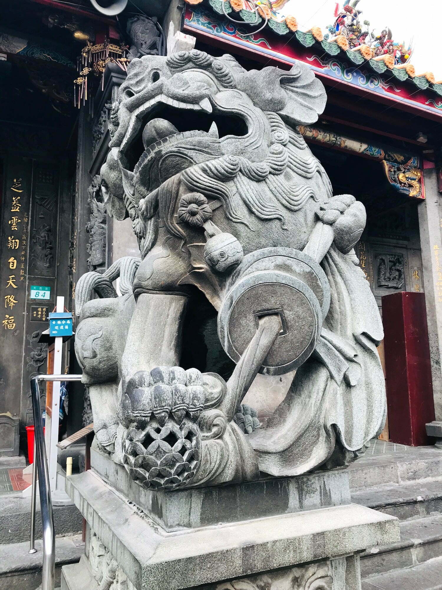 Dragon stature of Cixian Temple, Shilin