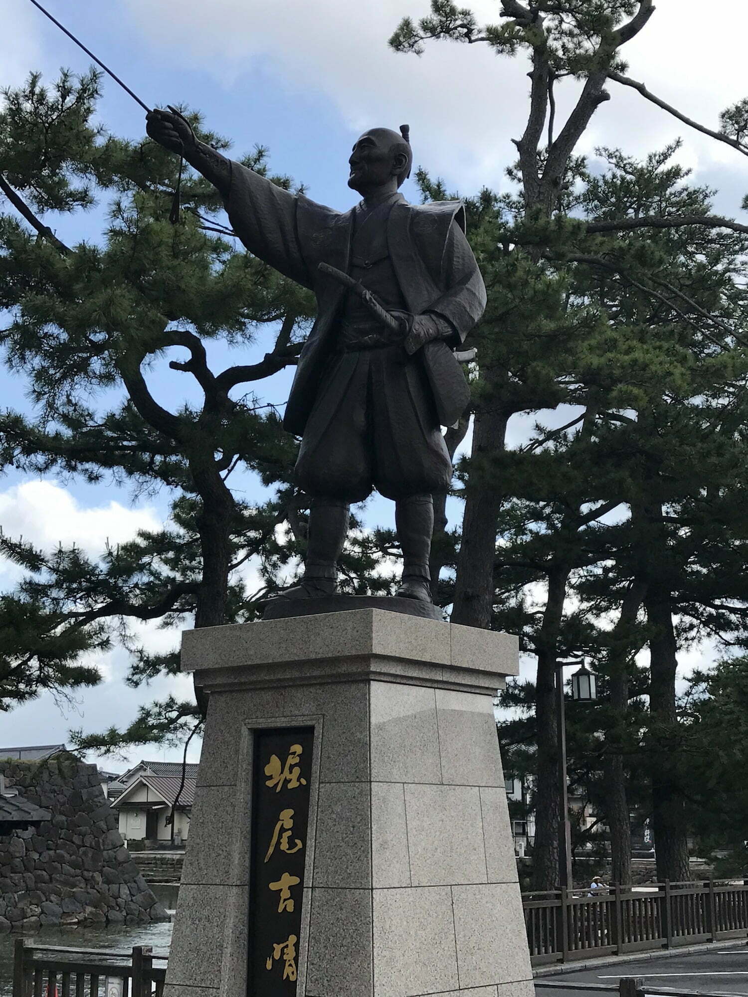 Yoshiharu Horie who ordered to build Matsue Castle