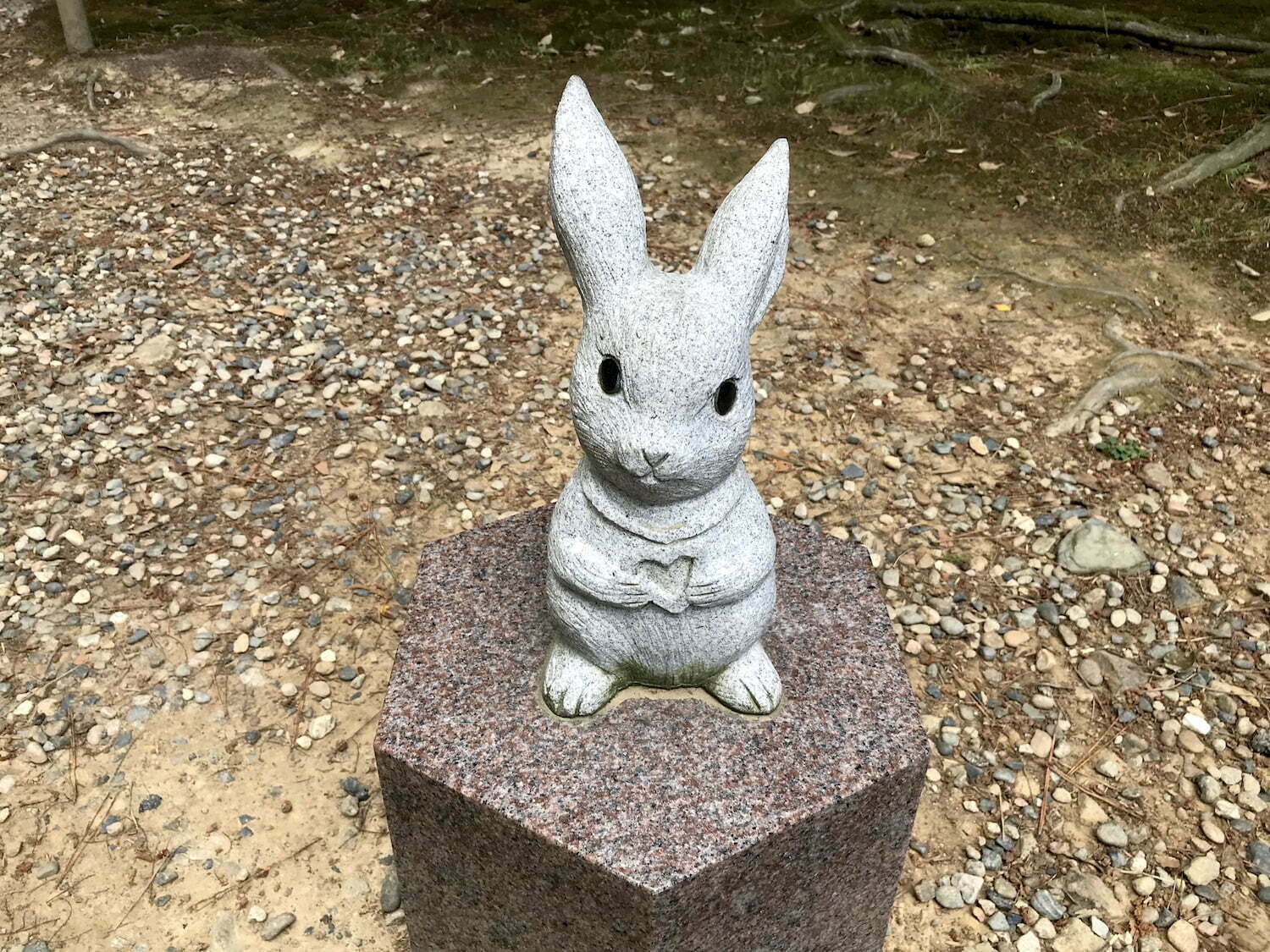 Stature of white rabbit