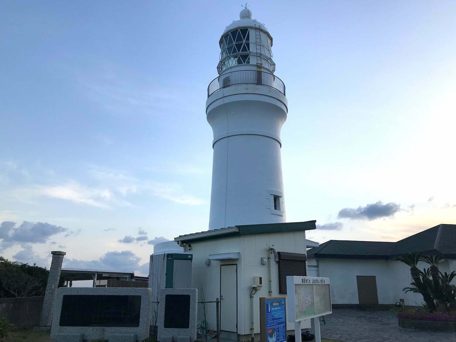 Onmaezaki lighthouse